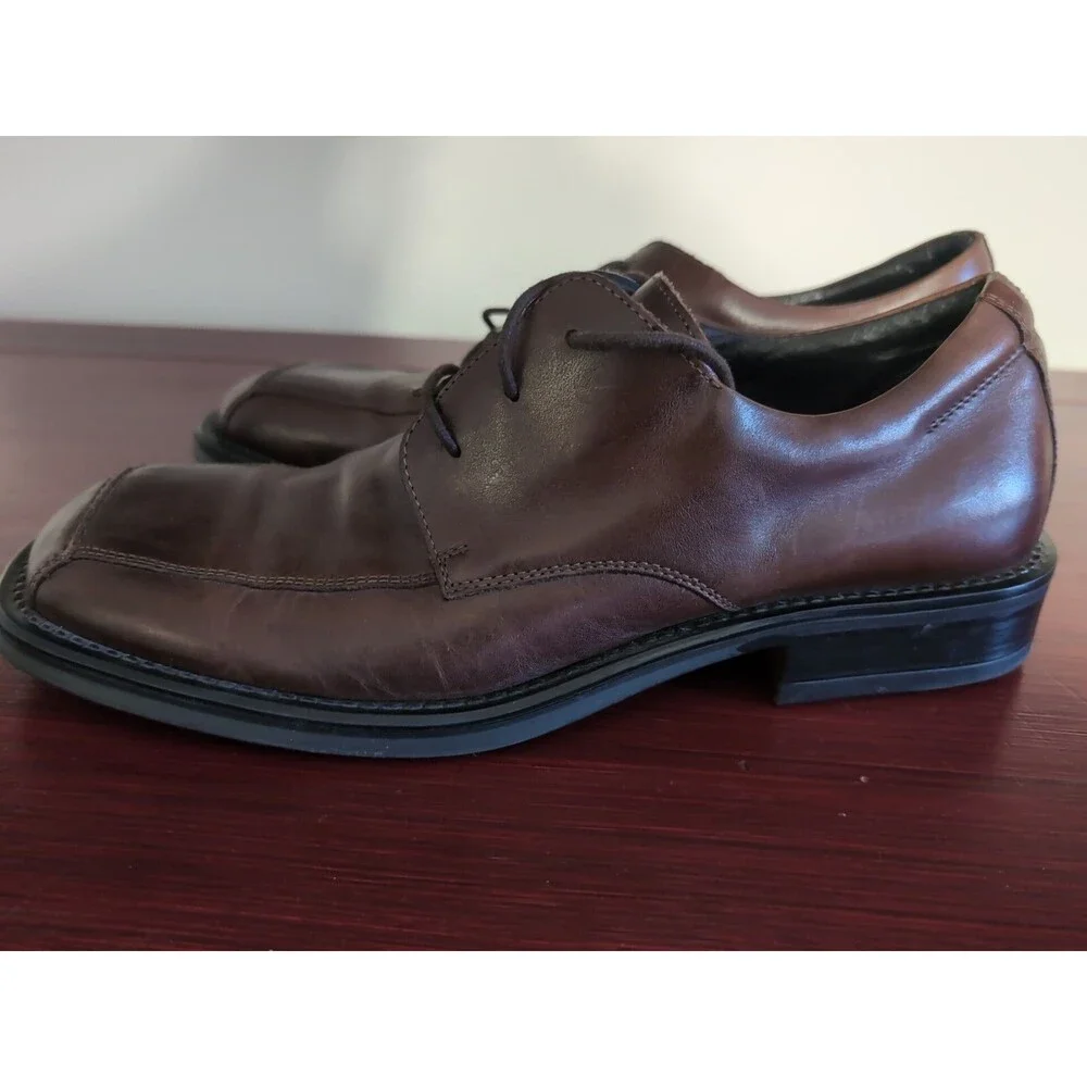 ALFANI Mens oxfords Size 10.5M Dress Shoes Leather Brown Lace-up 32711